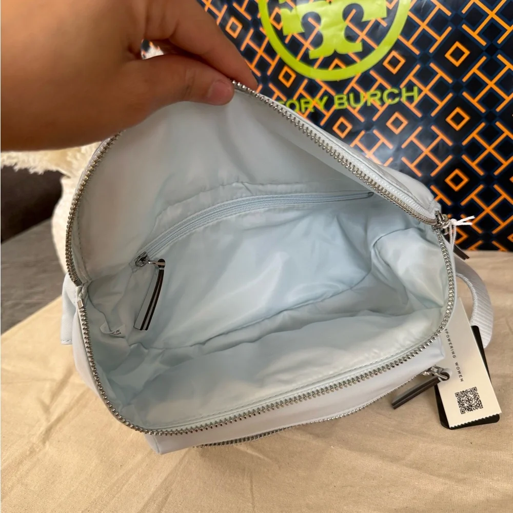 New, Tory Burch nylon summit belt bag with silver hardware - Picture 5 of 11